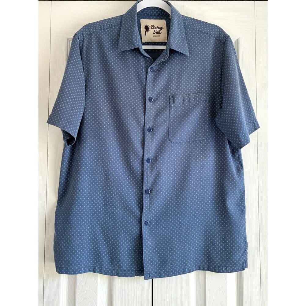 100% Silk Shirt Mens M Blue Geometric Print Short Sleeve Resort Wear Vacation - Picture 2 of 10
